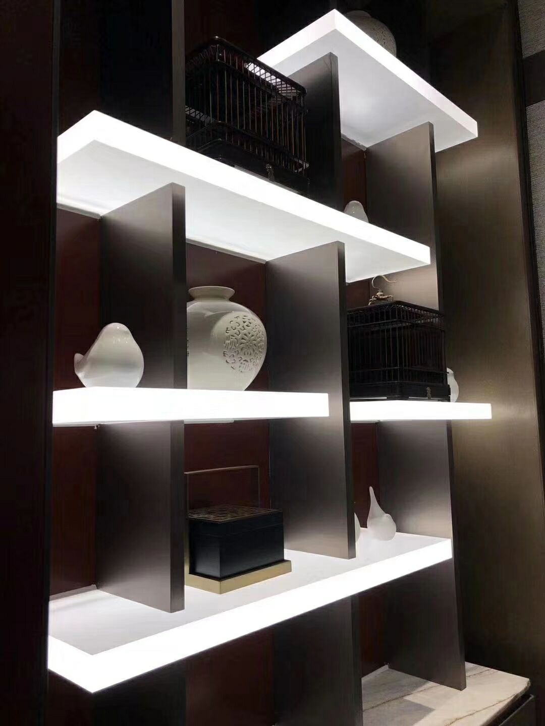Edge-lit acrylic shelf